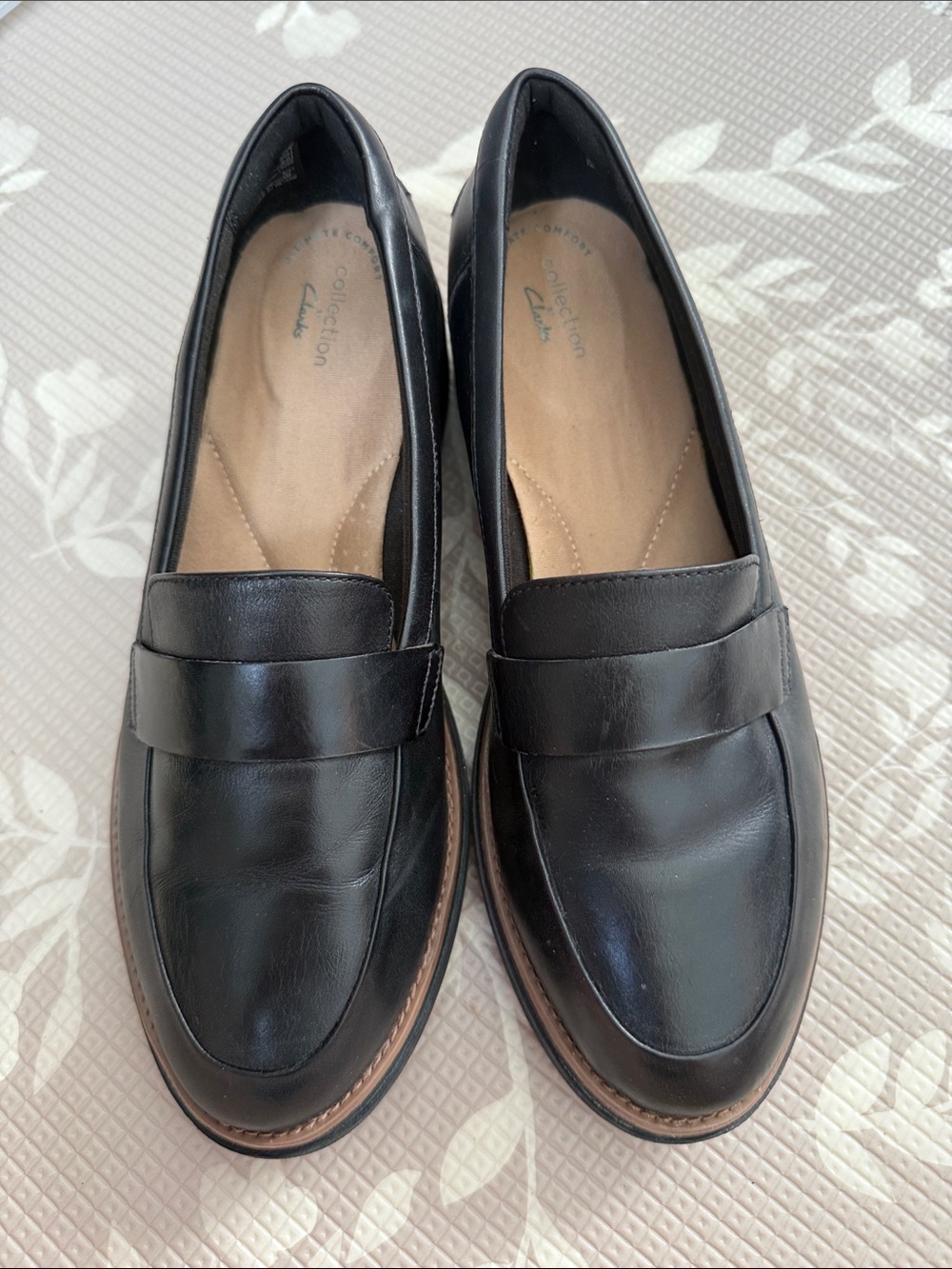 Clarks Sharon Gracie Black Leather Loafers with Brown Trim Chunky Sole 9.5 wide
